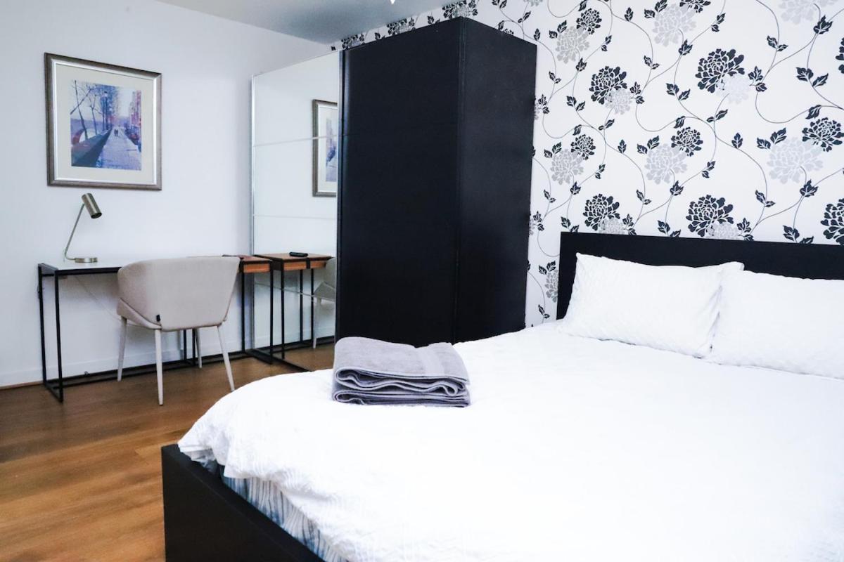 Great Location, Direct Links To Bridge! Apartamento Londres